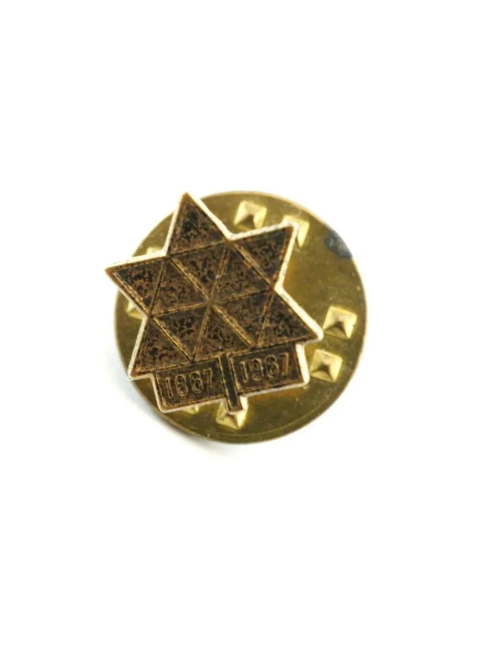Vintage Canada Canadian Centennial 1867-1967 Brass Maple Leaf Lapel Pin